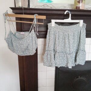 2 piece blue floral crop top and skirt